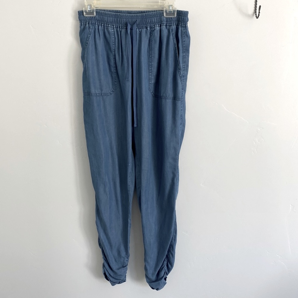 Thread Supply tencel cargo pants with gather at calf size M